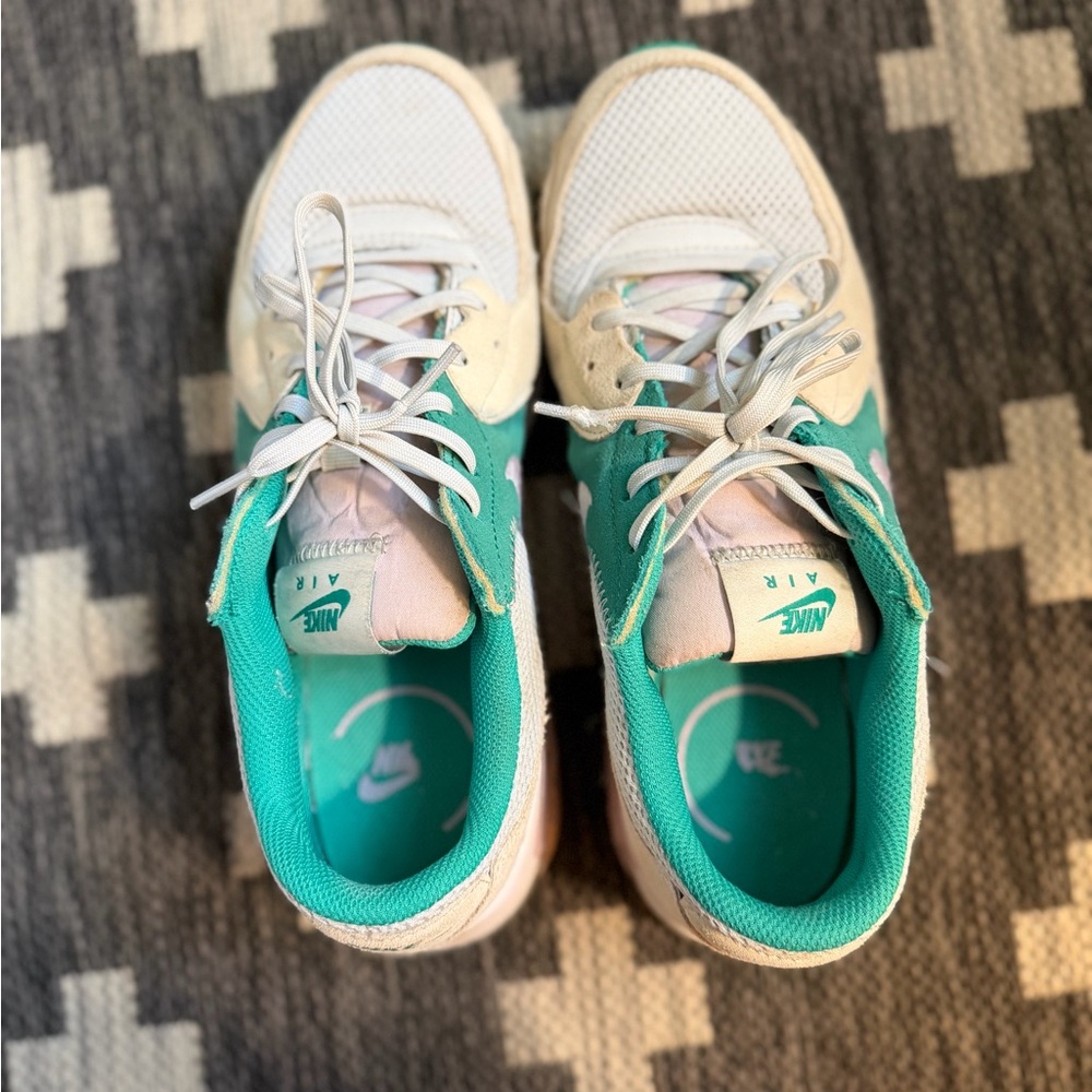 Nike Air Sneakers in White and Green - Picture 4 of 7